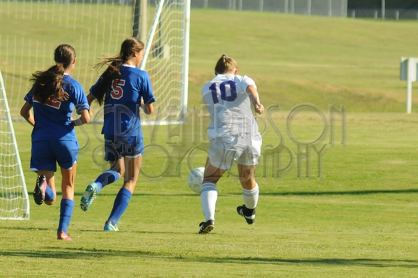 9-23 SA vs HA 109.JPG - MCKEEGAN D300S #1